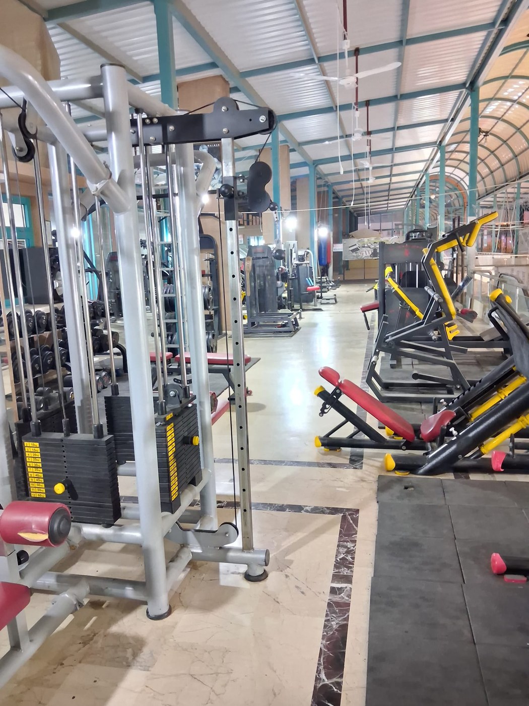 Arena Gym Rambo ekipman alanı