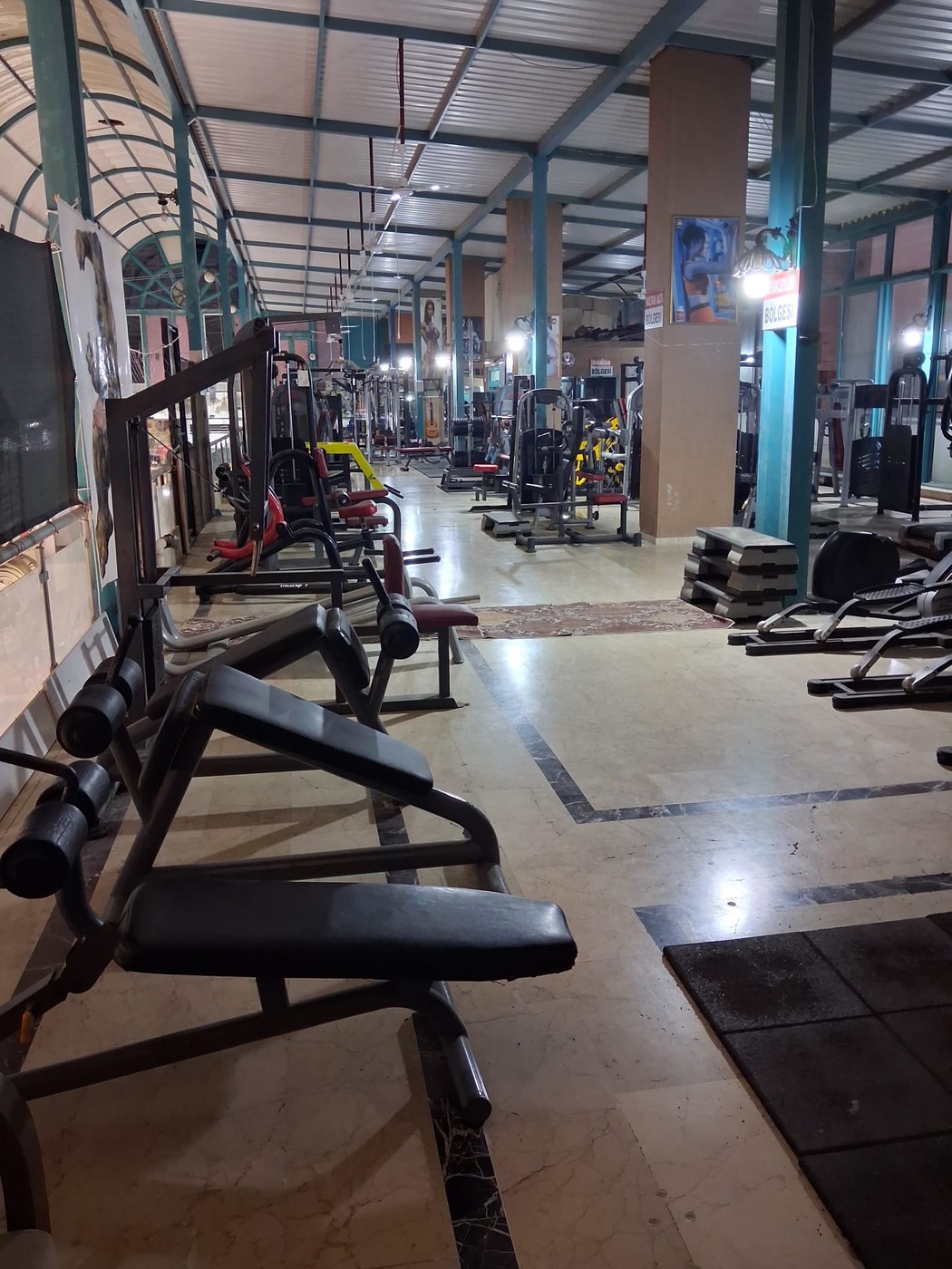 Bench ve antrenman alanı